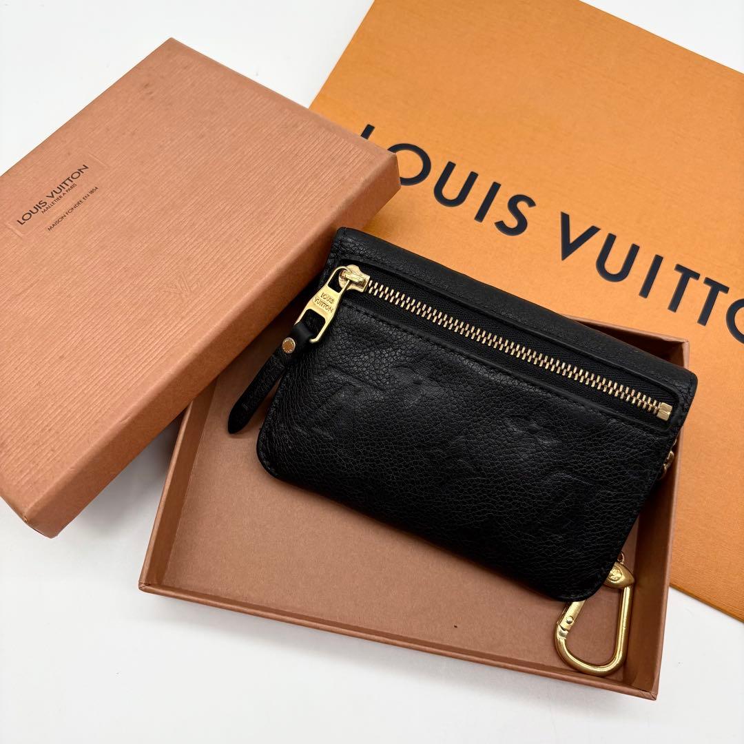 ルイヴィトン アンプラント ポシェットクレ ケース ブラック 黒