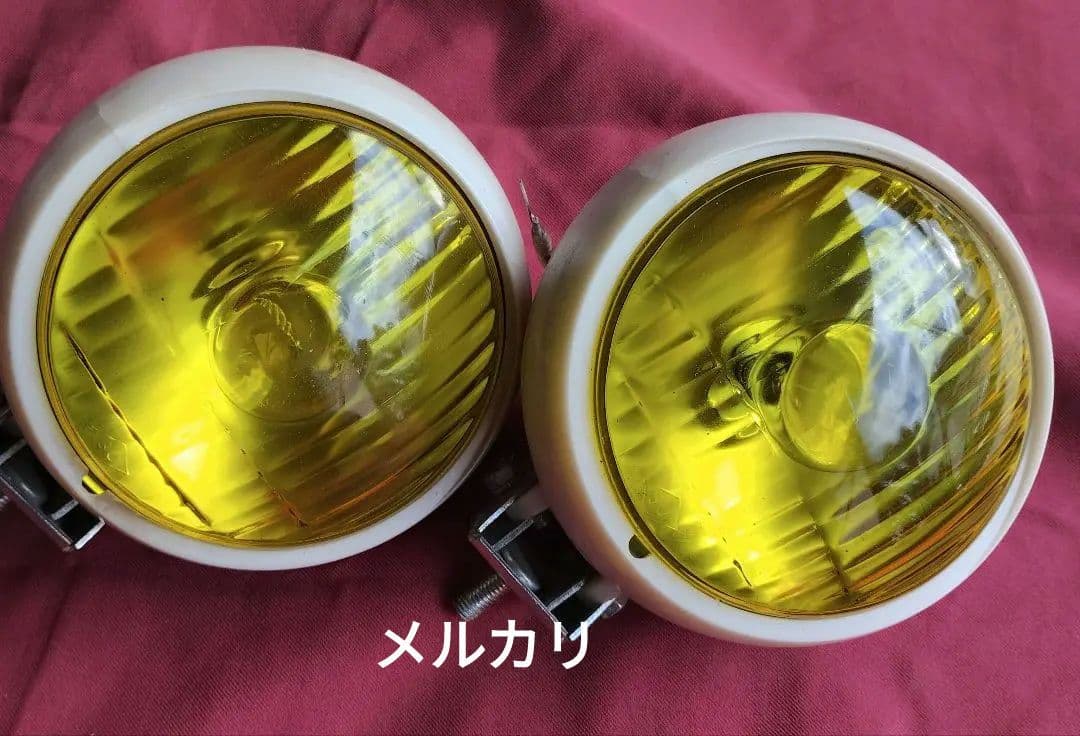 イエローレンズのヘッドライト・フォグランプ２個セット!B