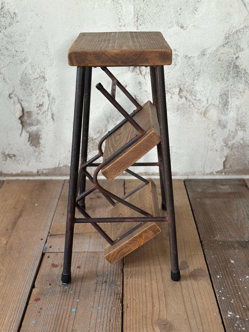 ✴︎最後の1台✴︎ ハンドメイド　ディスプレイステップラダー