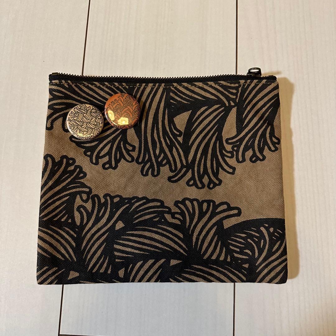 Christopher nemeth ポーチ