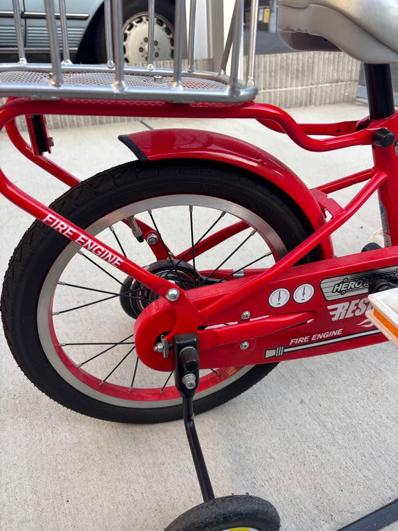 消防車デザイン　自転車 16インチ　美品
