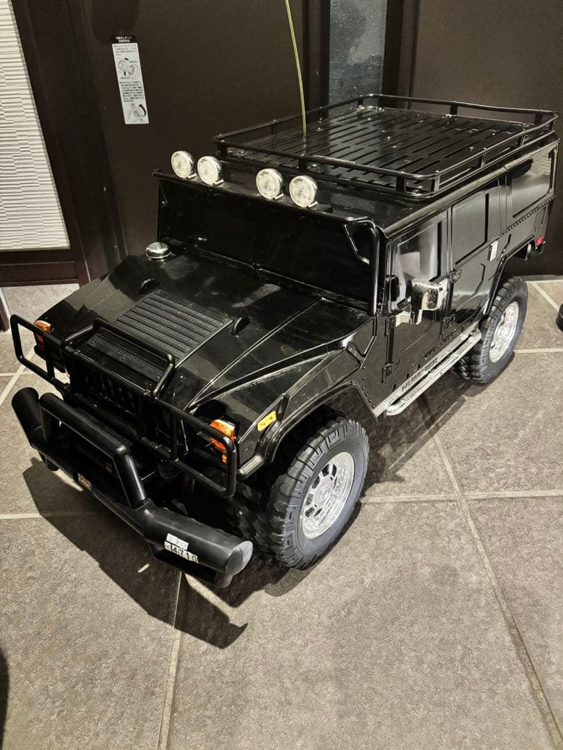 ハマー Hummer H2特大ラジコン 1/6スケール 70cm