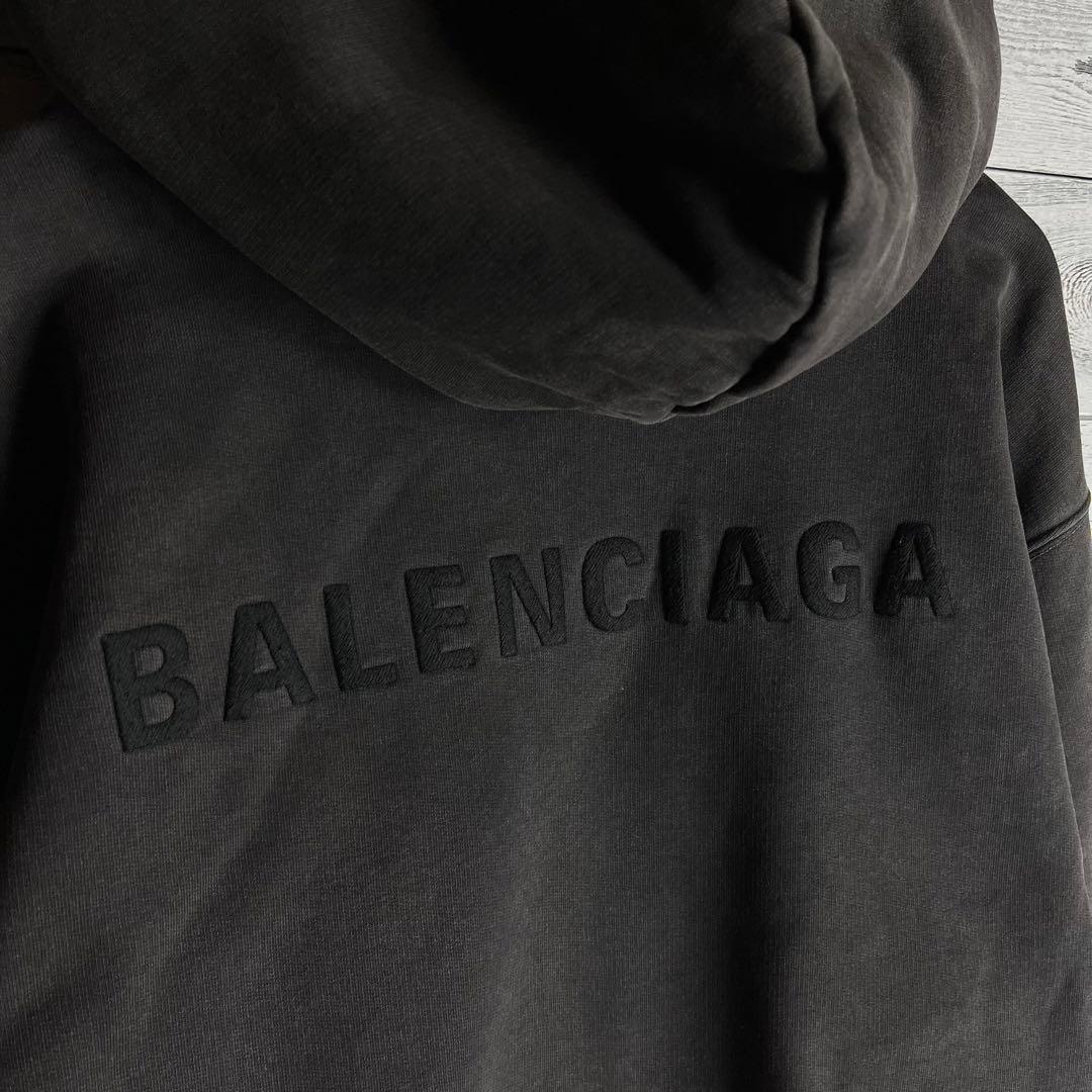 【超希少デザイン】バレンシアガ☆ 両面刺繍ロゴ入り ヴィンテージ加工 パーカー.