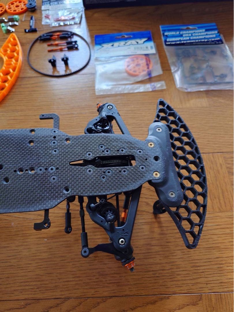 XRAY X4 2025 カーボン