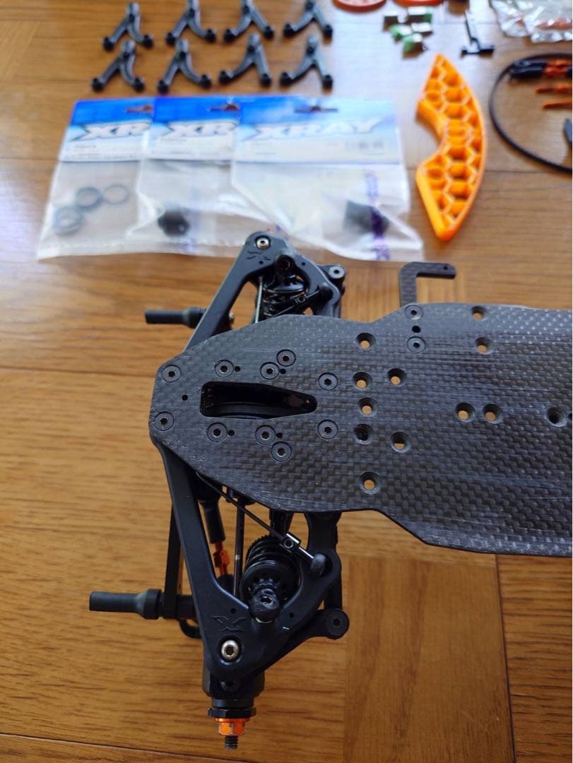 XRAY X4 2025 カーボン