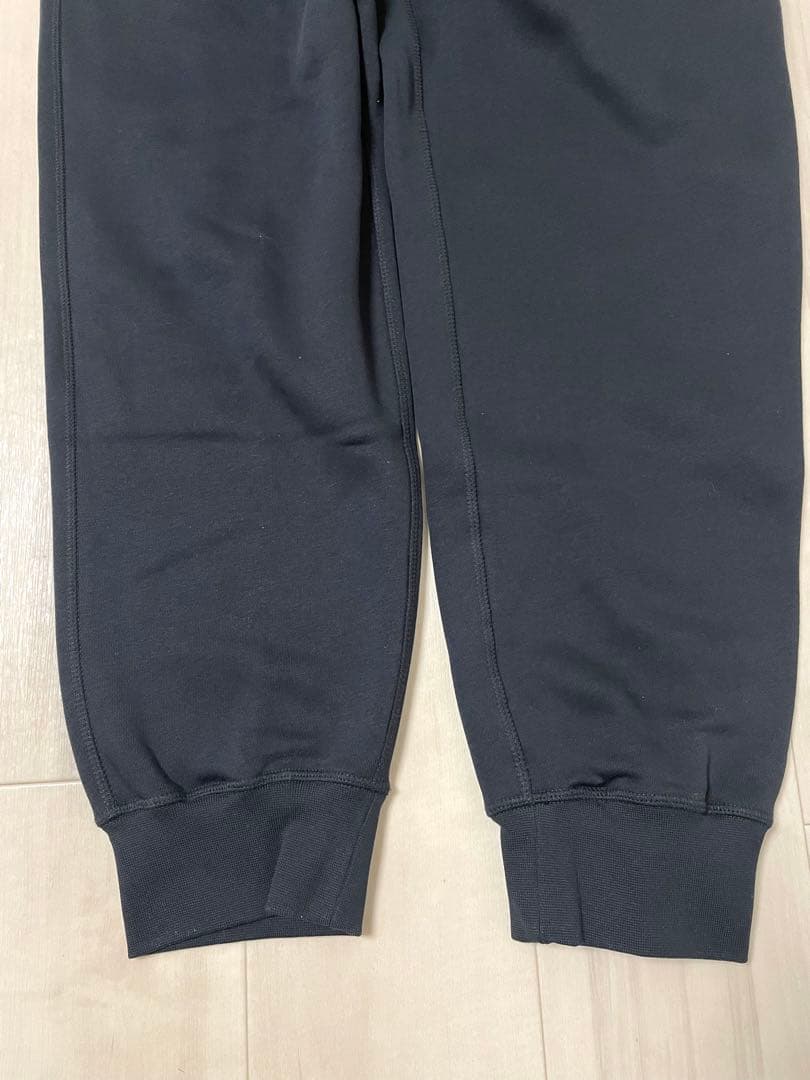 【新品未使用】NIKE上下セットアップ ロゴ ボア ブラック/Lサイズ