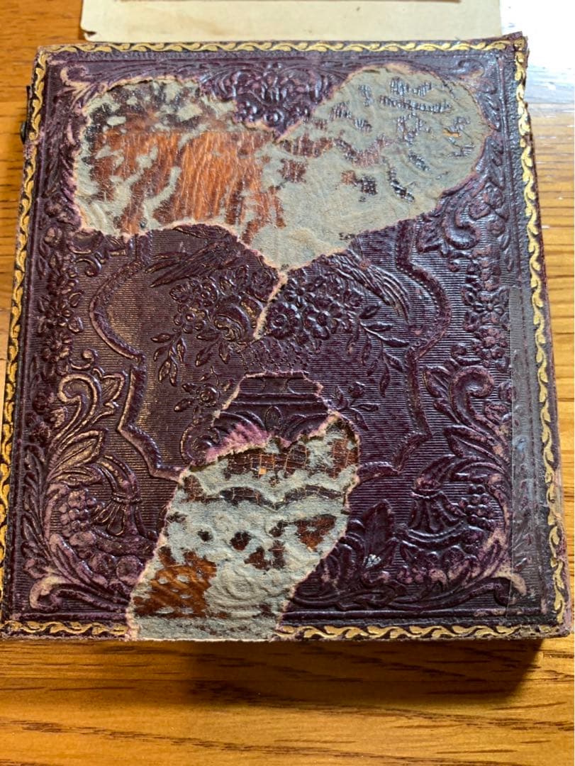 アンブロタイプ　アンティークフォト　ロット（2）夫と妻　面白い手書きのメモ付き。