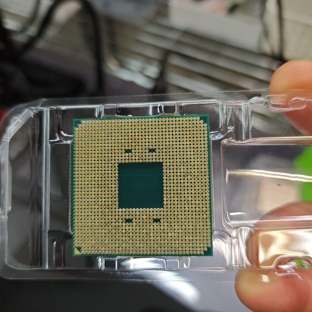 AMD Ryzen 7 5700X3D ⑩