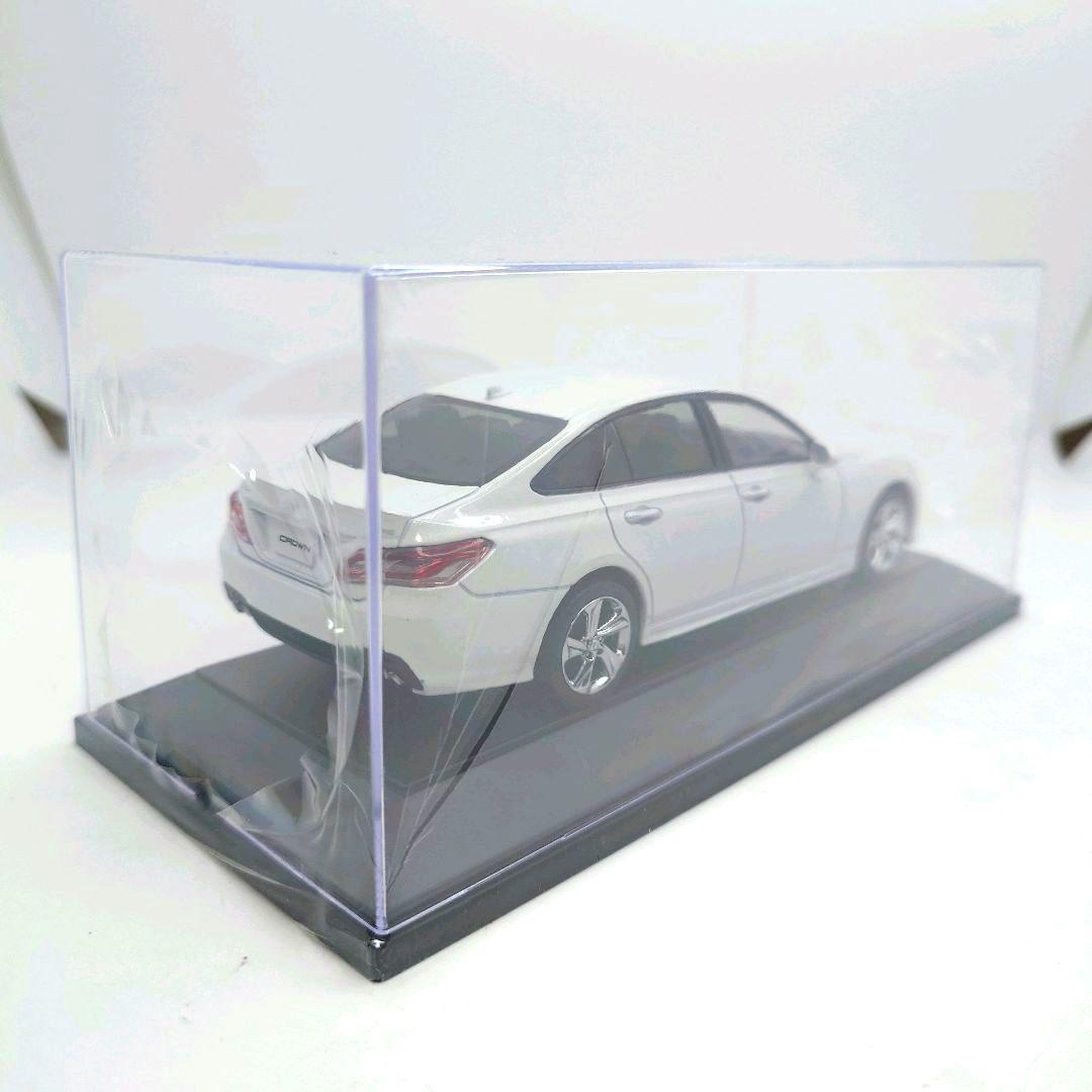 1/30 トヨタ　220クラウン　カラーサンプル　ホワイトパール