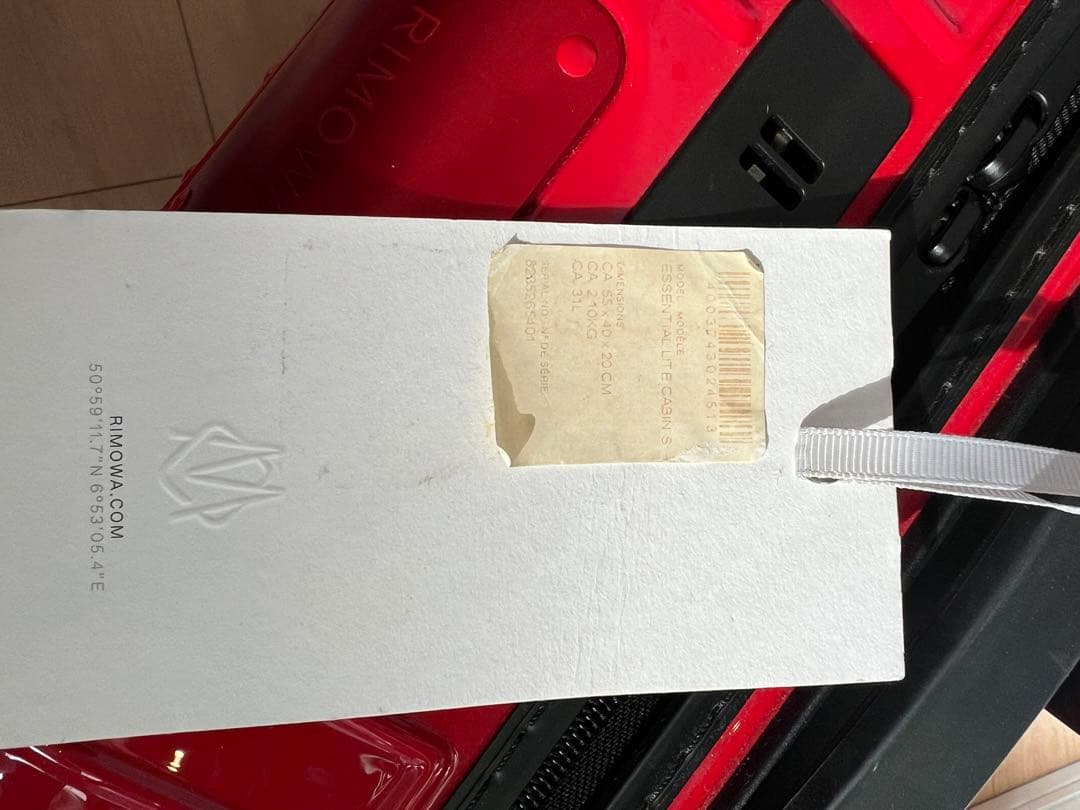 RIMOWA 赤 ハードキャリーケース 31ℓ機内持ち込みサイズ