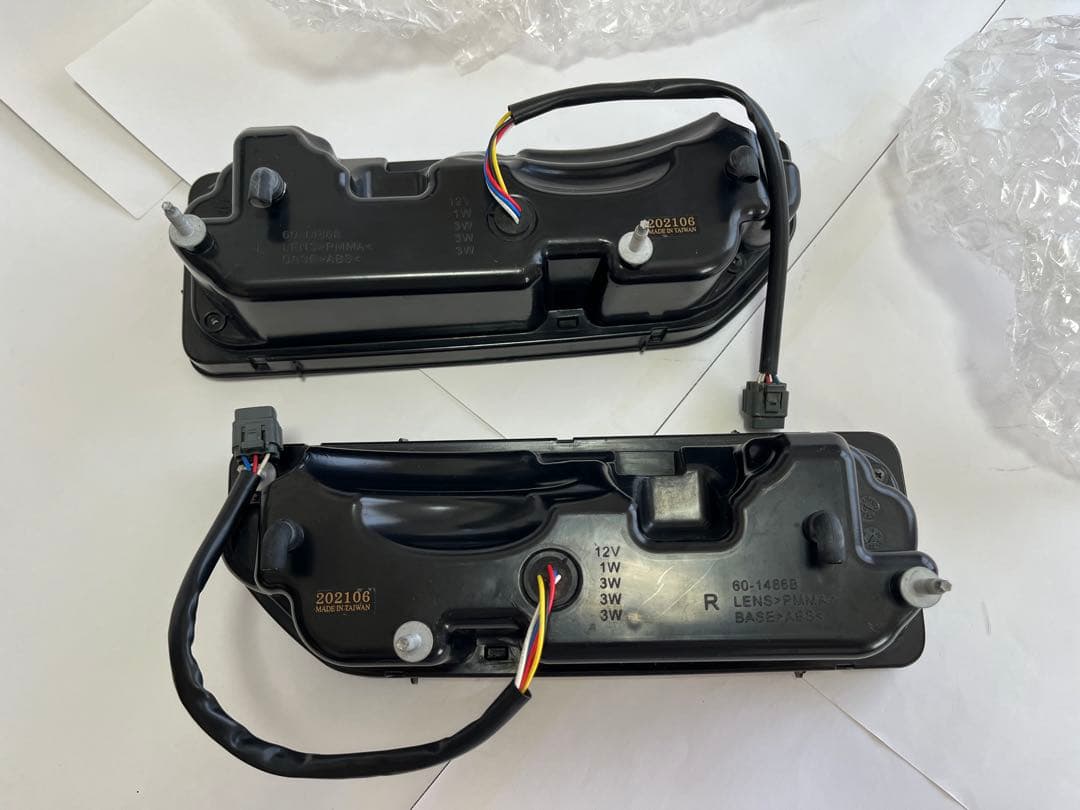 専用エムブロ　サンダーテールランプ　ジムニー　jb64 jb74 流れる