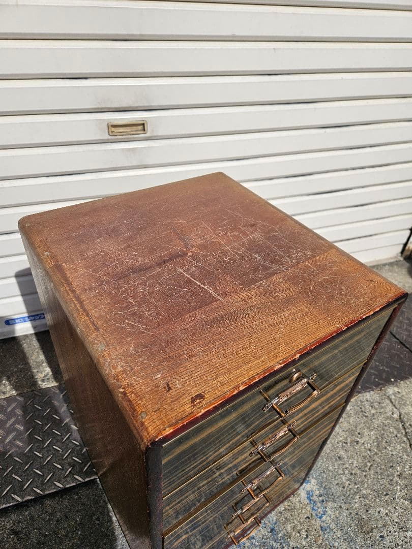 ジャパンヴィンテージ 古い木の抽斗 小箪笥 鍵付き 木製 小引き出し 収納