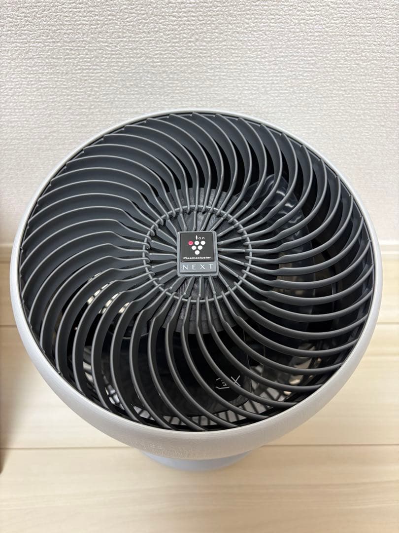 【新品同様】プラズマクラスターサーキュレーター PK18S02-H グレー