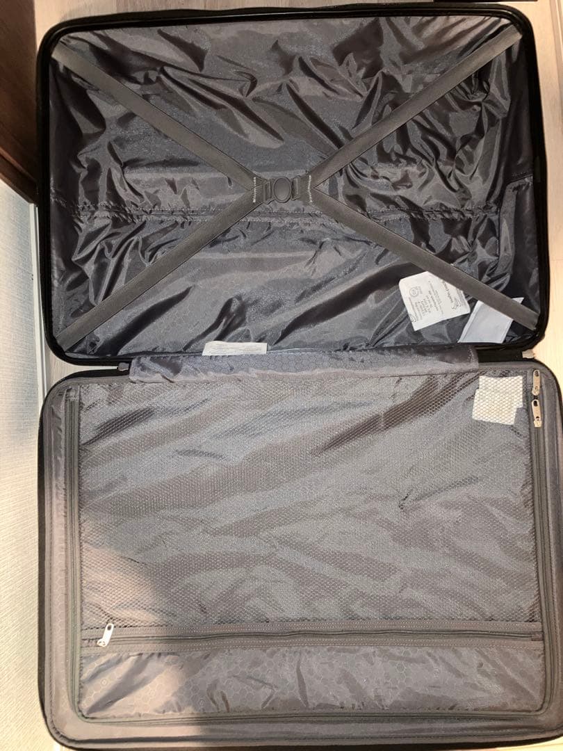 Samsonite シルバー キャリーケース スーツケース サムソナイト