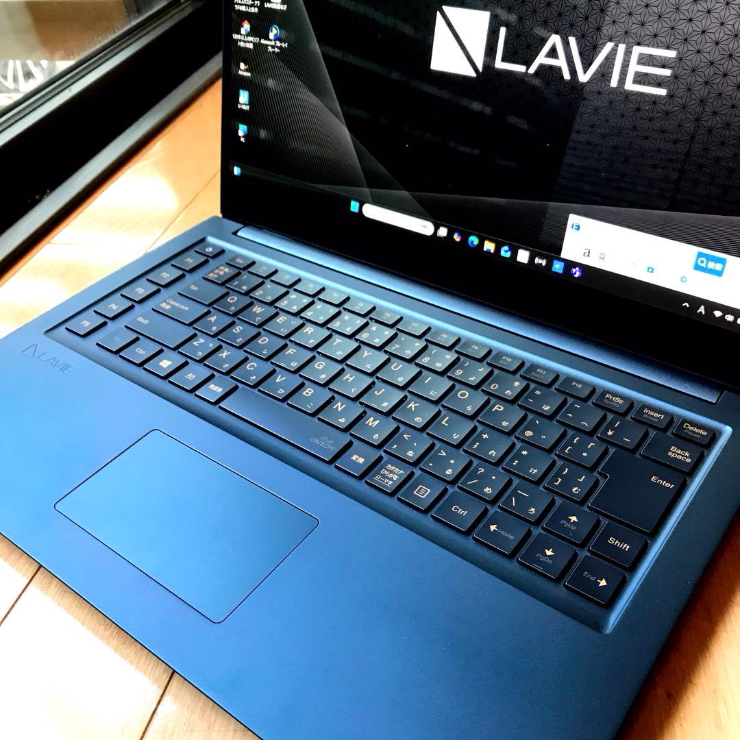 美品LaVieVEGA LV750/R【有機ELUltraHD4Kディスプレイ】