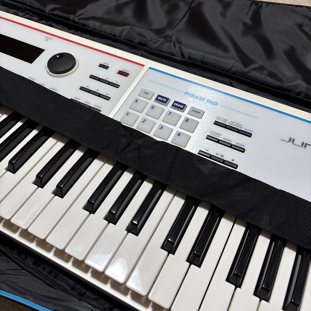 ★★タイムセール中★★Roland JUNO-DS 61鍵ホワイト