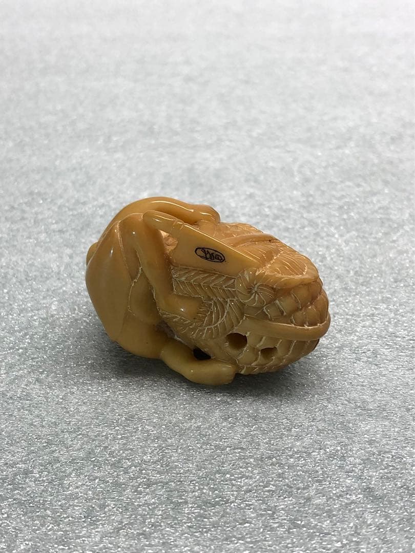 根付　時代提物　天然素材