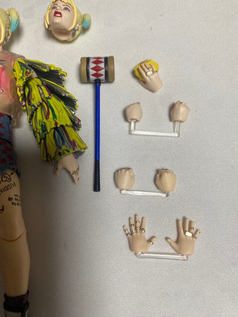 MAFEX ハーレイ・クイン コーションテープver.