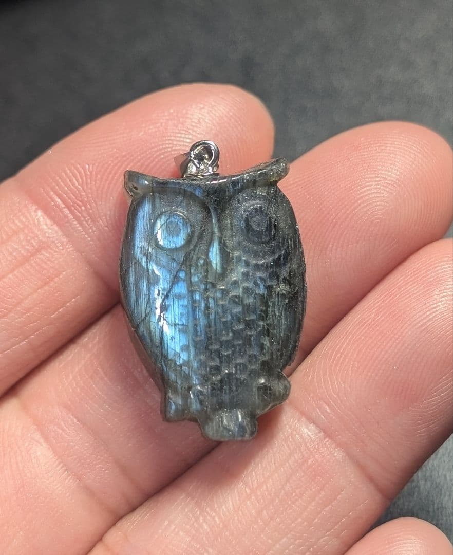 オーダー品確認用可愛いふくろう彫りペンダントトップ8個セット天然石