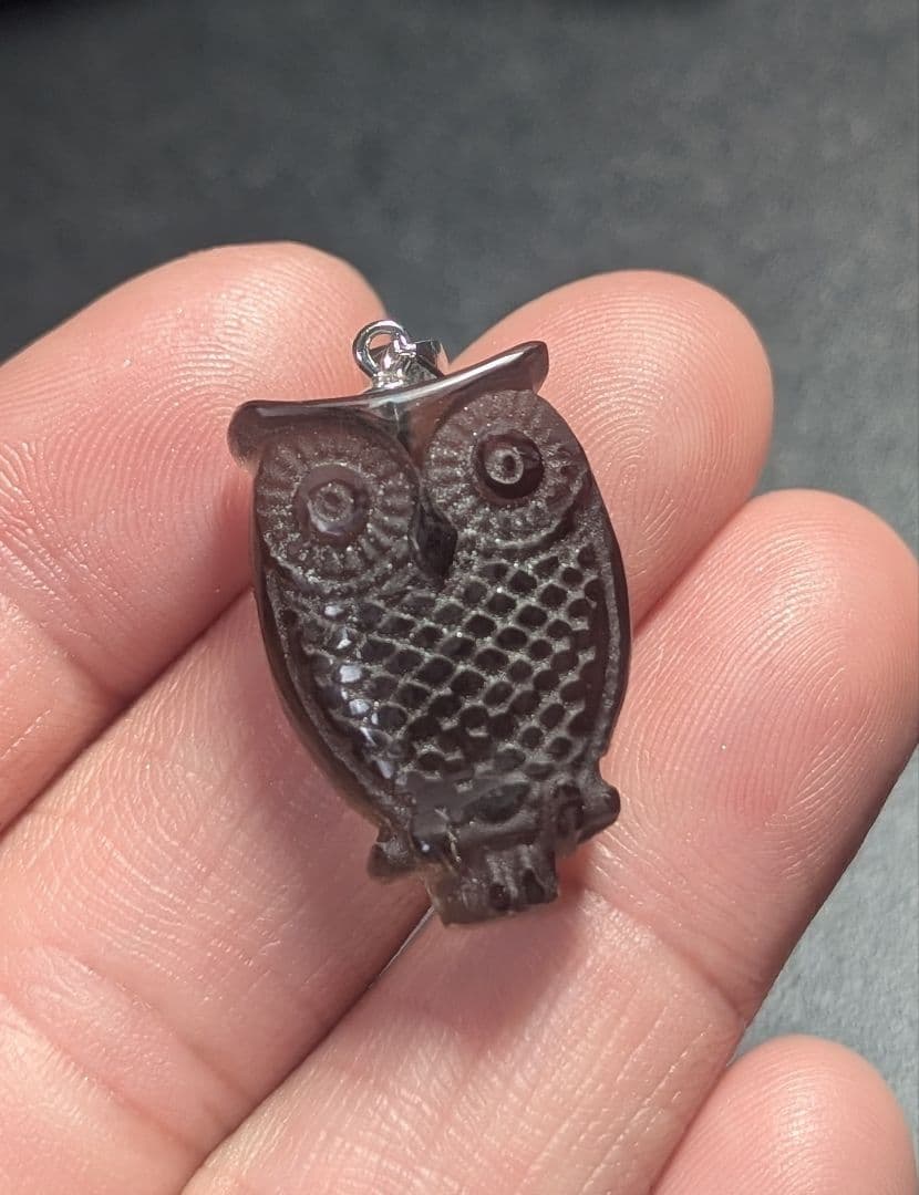 オーダー品確認用可愛いふくろう彫りペンダントトップ8個セット天然石