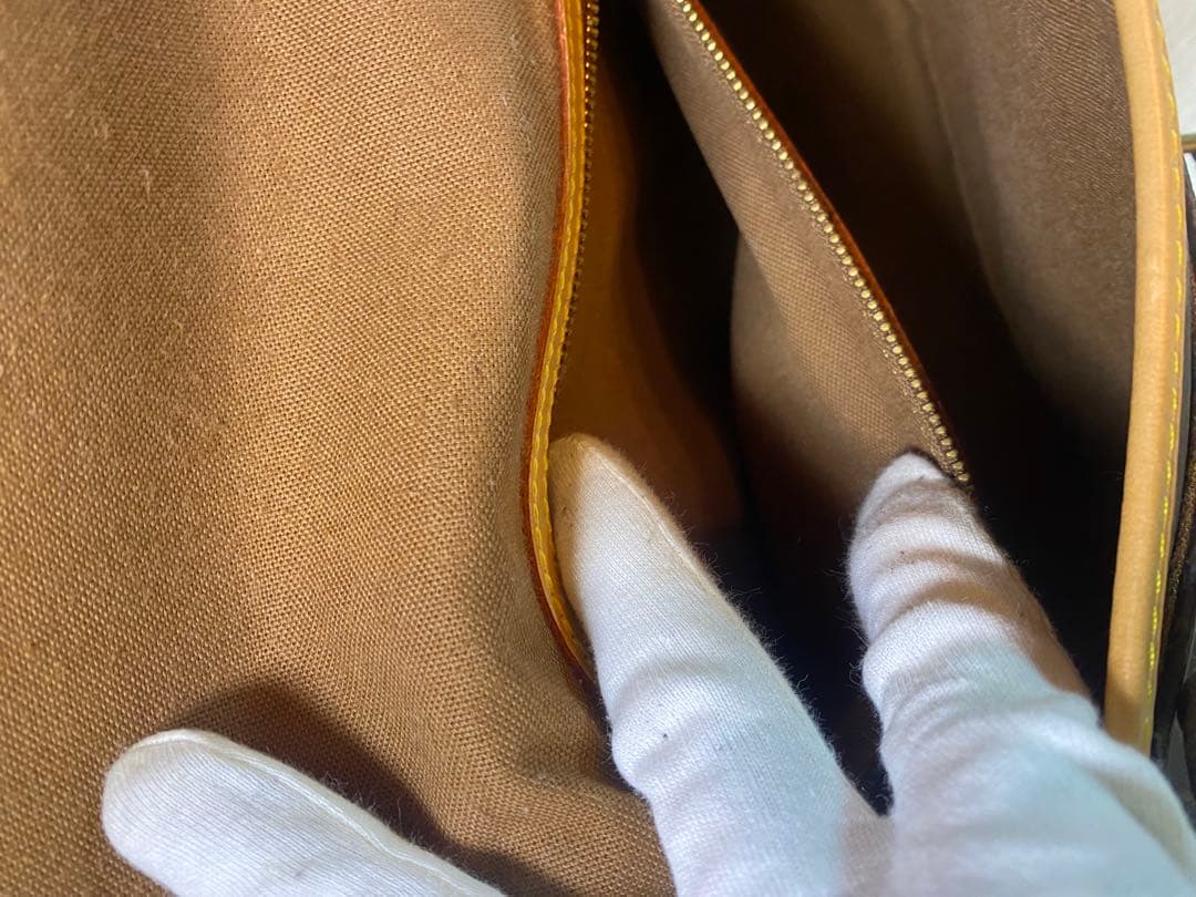 LOUIS VUITTON モノグラム ショルダーバッグ ソローニュ