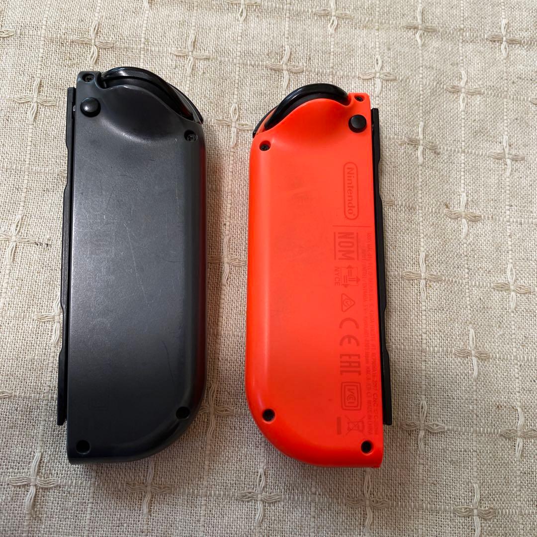 【ジャンク品】 赤/黒 本体 USBケーブル付き