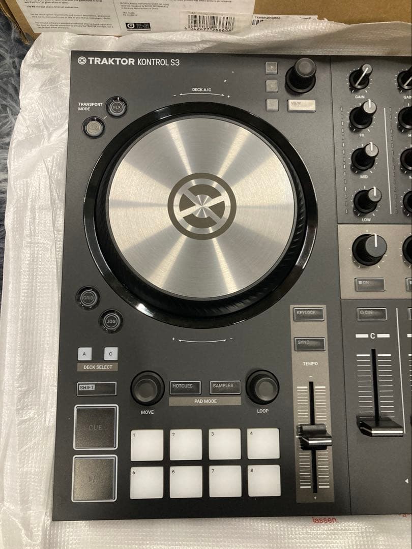 B0101)Traktor Kontrol S3 Djコントローラー