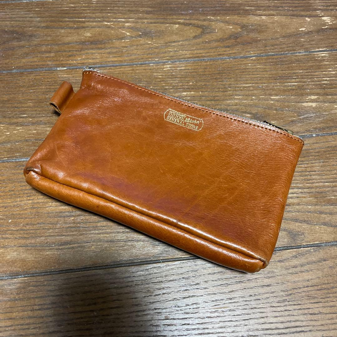 STUSSY livin' GENERAL STORE レザーポーチ