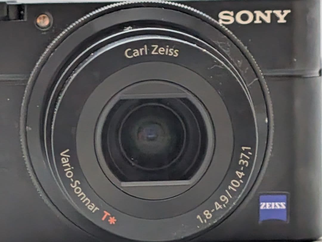 ☆初代モデル☆ ソニー サイバーショット DSC-RX100 大人気コンデジ