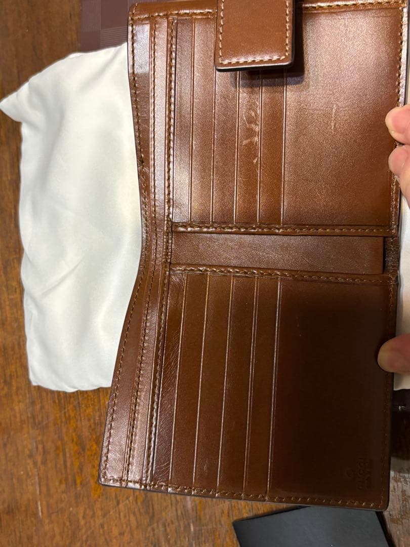 GUCCI 二つ折り財布 GGパターン ブラウン