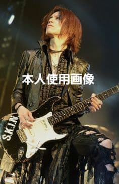 【良・美品】SKINペイントSUGIZOモデル。ST。アーム・ソフトケース付