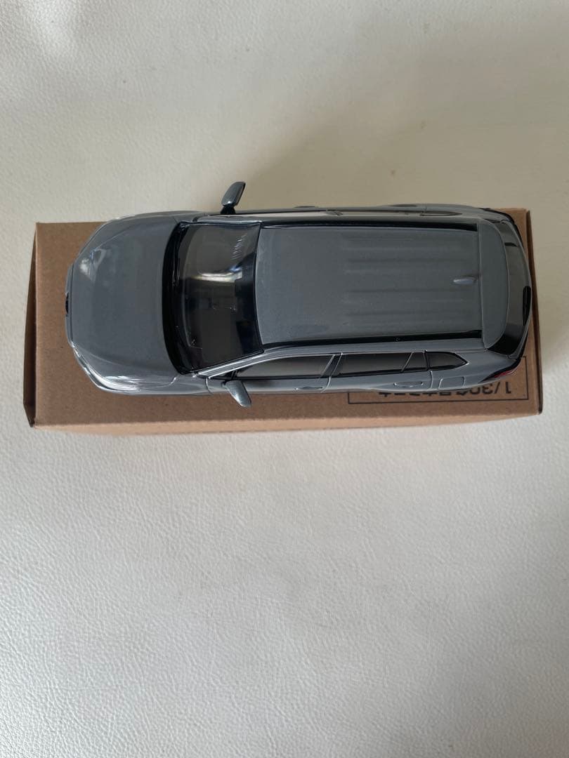 トヨタ カローラ クロス 色見本 ミニカー ② 1H5 セメントグレーメタリック