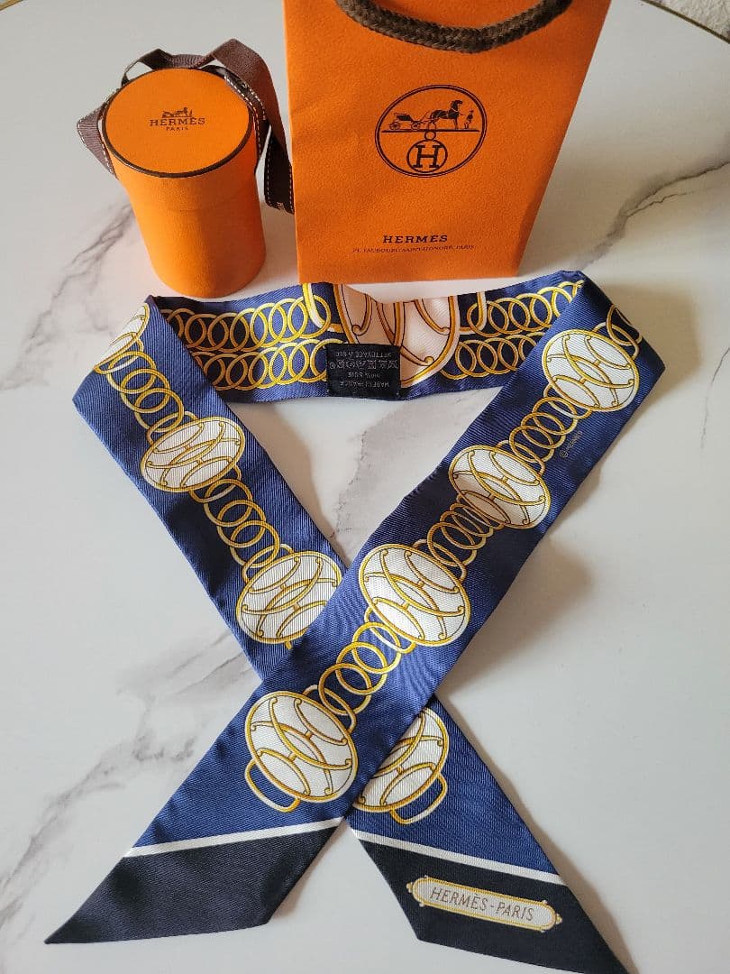 【ネコウペン】HERMES　ツイリー　美品