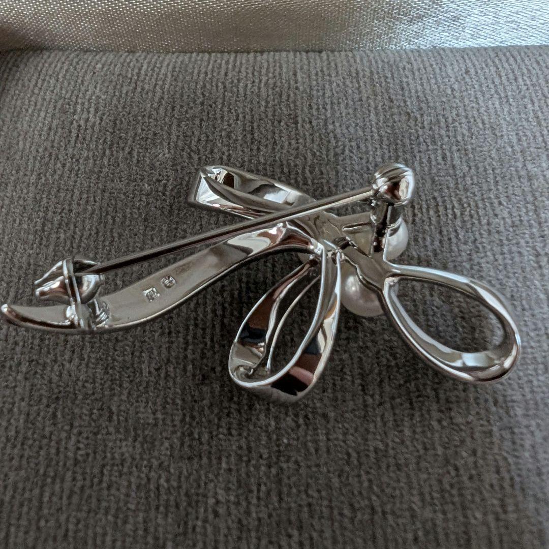 【美品】MIKIMOTO シルバー パール リボンブローチ