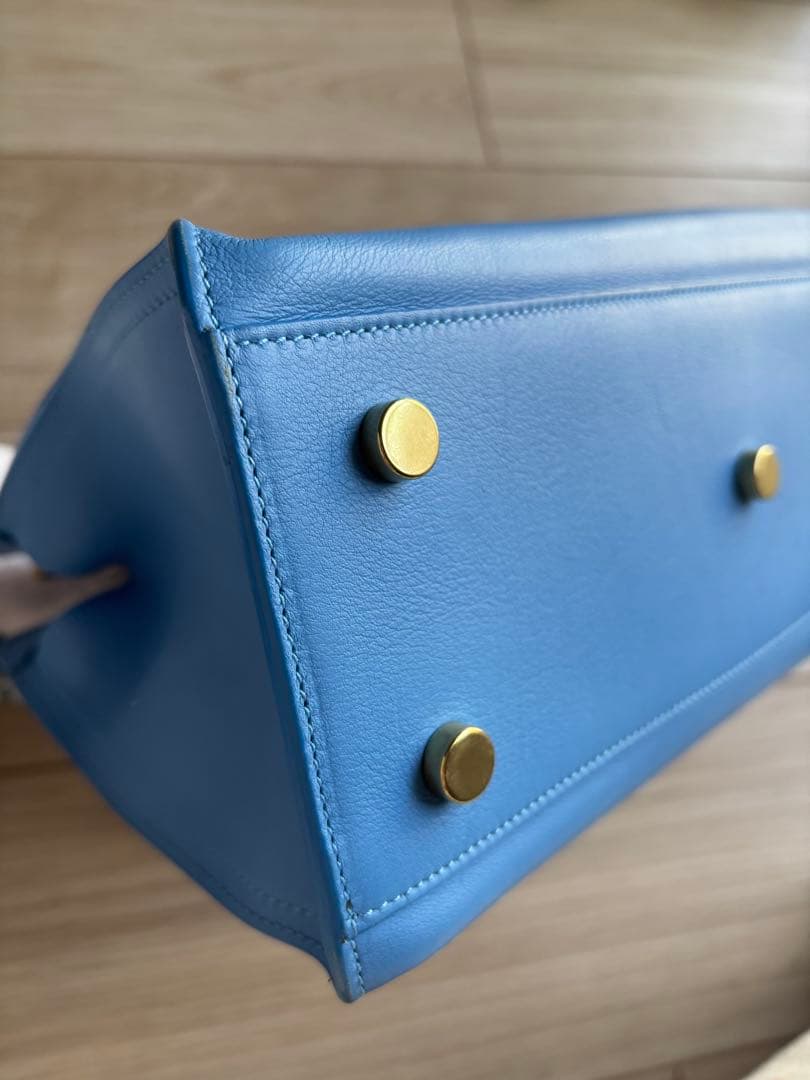 SAINT LAURENT ブルーハンドバッグ YSL