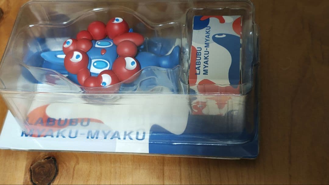 関西万博　ミャクミャクラブブ フィギュア