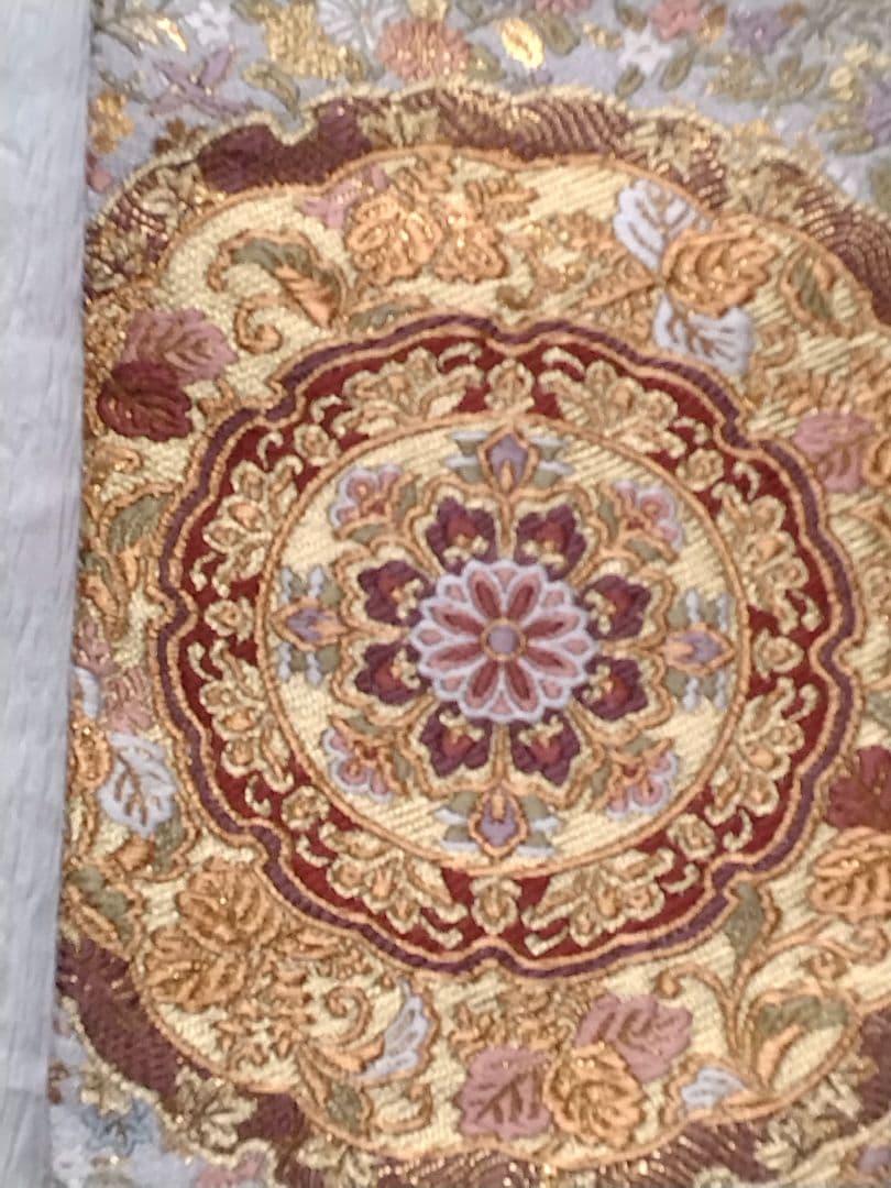 豪華な多色金糸袋帯