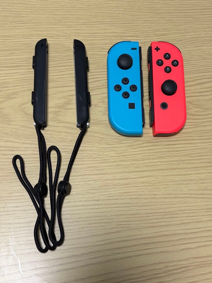 大河　Nintendo Switch本体　青/赤 Joy-Con付き