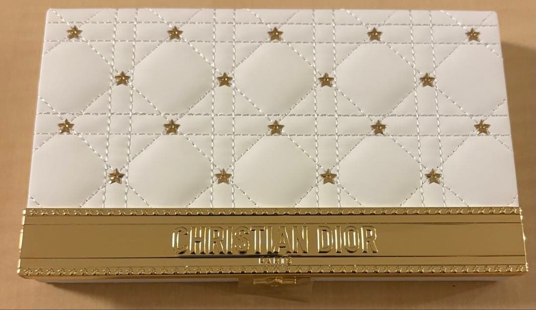 【新品未使用】Christian Dior 2025 クリスマスコフレ パレット