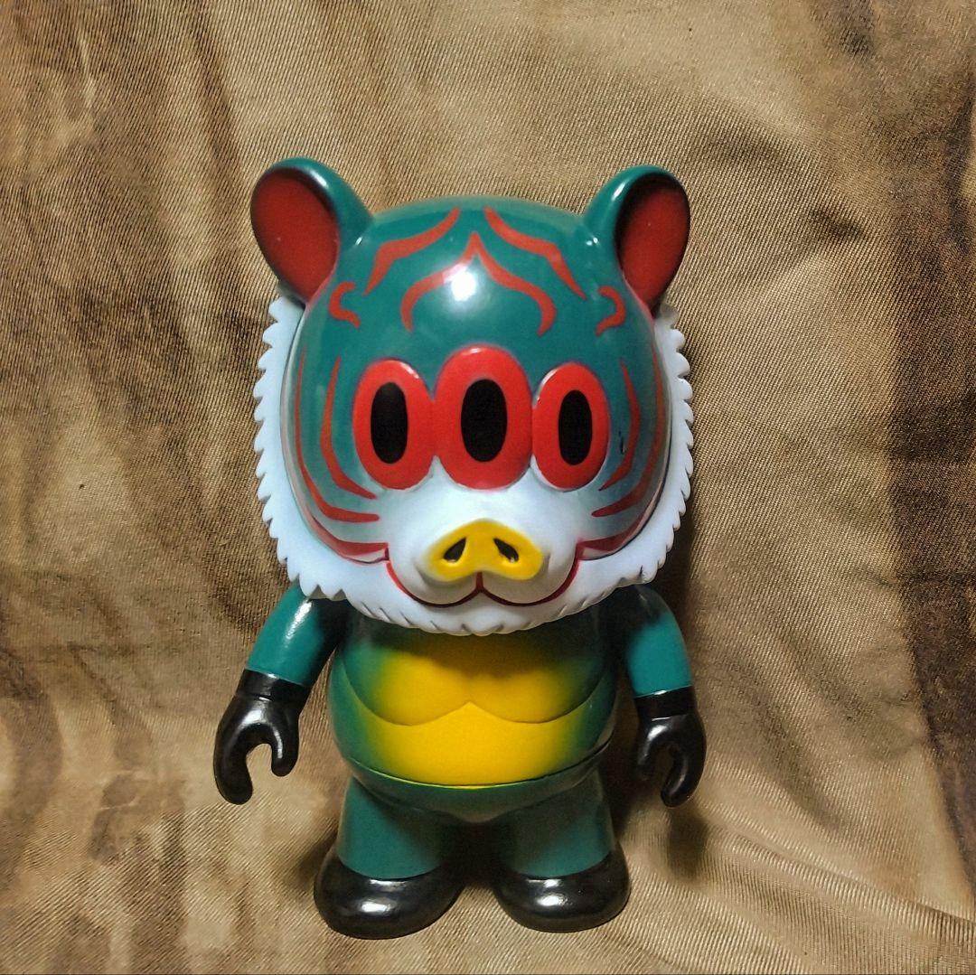 ブタイガー one upソフビ アートジャンキー　グリーンver.紙タグ付