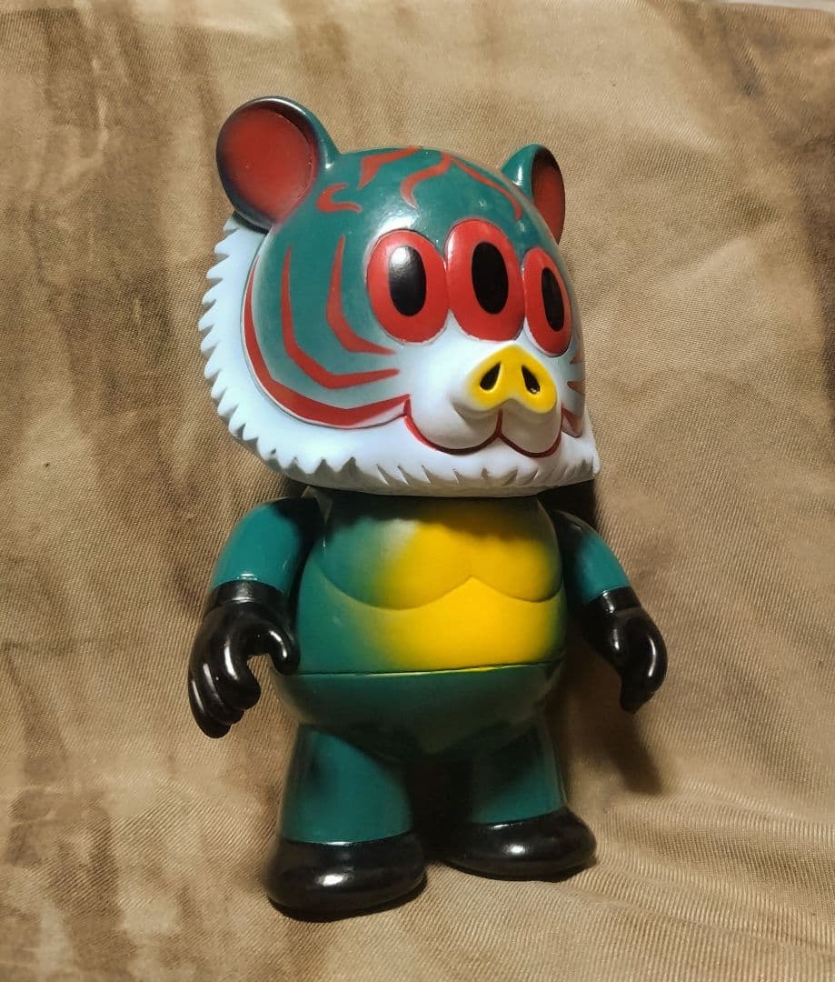 ブタイガー one upソフビ アートジャンキー　グリーンver.紙タグ付