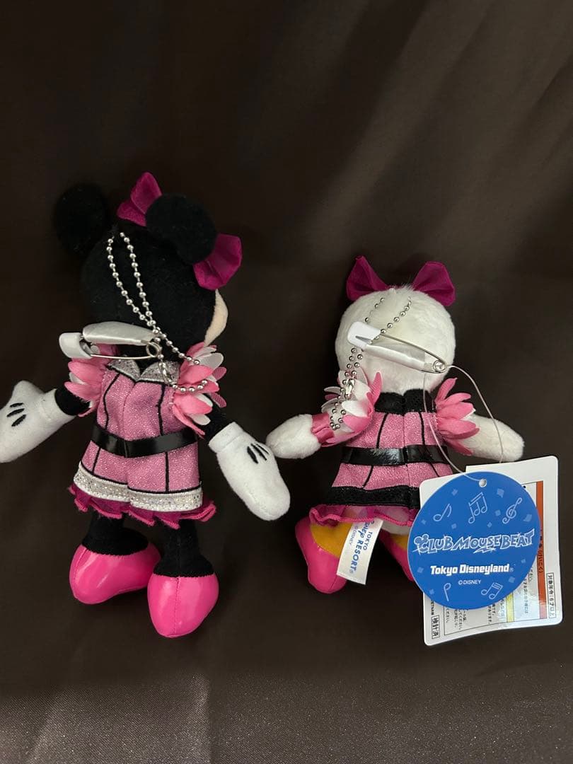 ミニー デイジー ディズニー ぬいぐるみバッジ クラブマウスビート