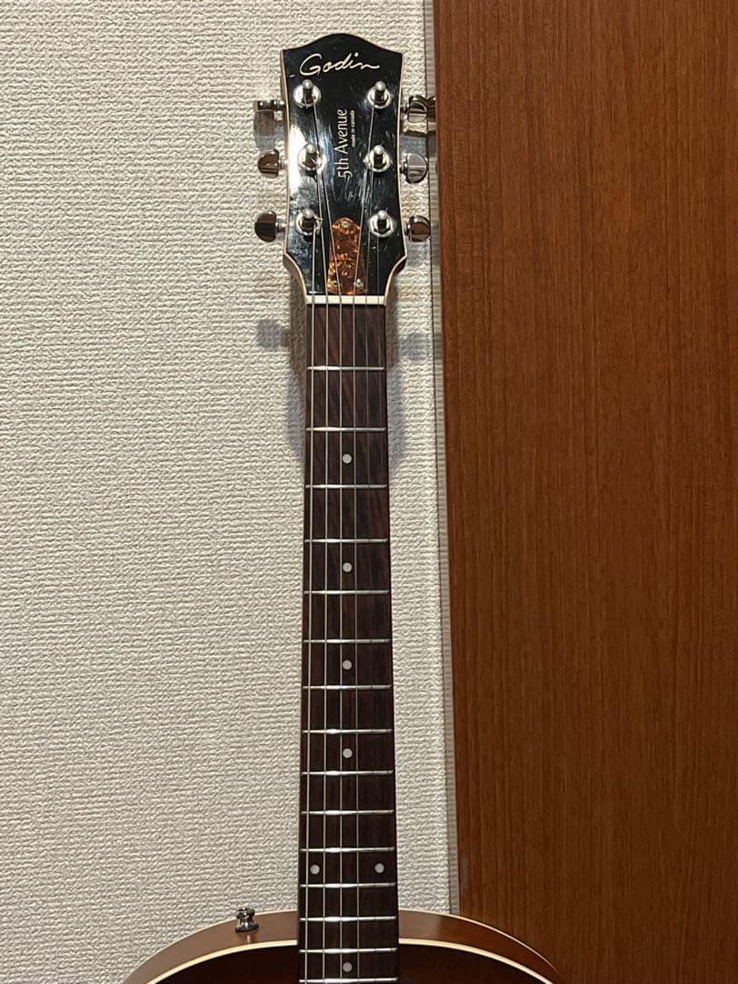 ギター Godin 5th Avenue Kingpin P90 CognacBurst