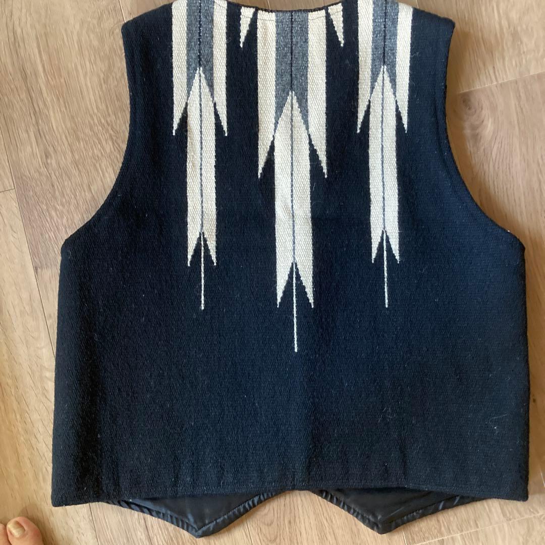 DUP　他の方ご遠慮下さい　センチネラベスト　ネイティブ　柄