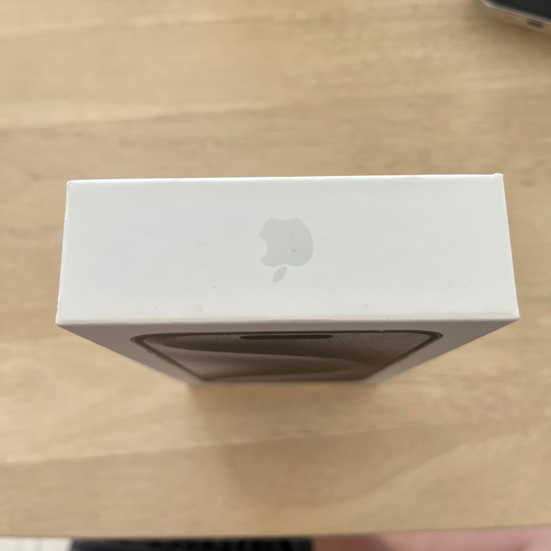 iPhone 15 Pro 256GB ホワイトチタニウム SIMフリー