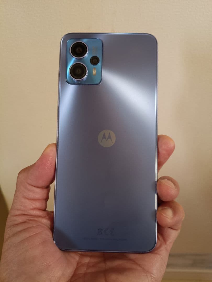Motorola g13 128GB ラベンダーブルー　美品
