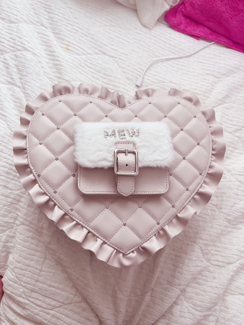 値下げ可Honeymewバッグ新品未使用ミシェルマカロンピンク地雷系フリルハート