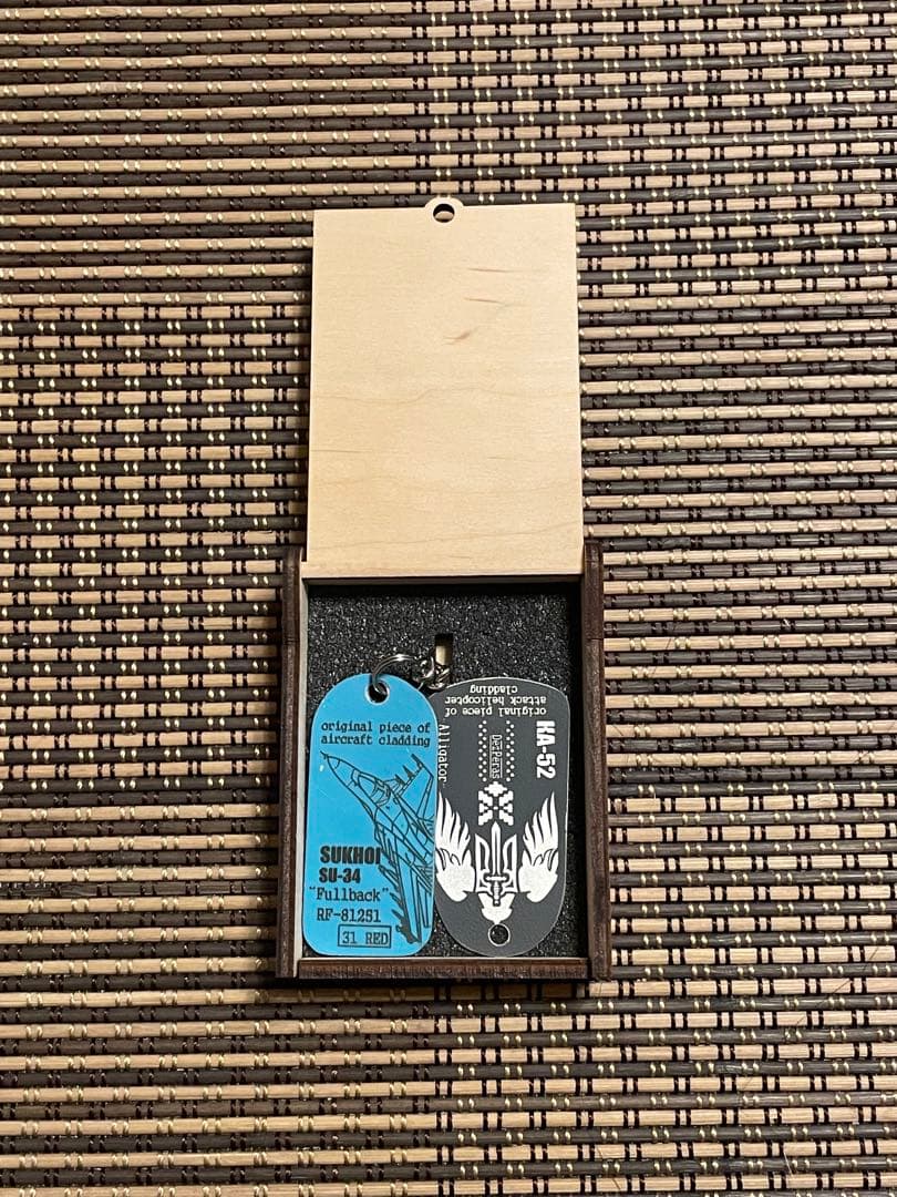 激レア Su34 Ka52 フライトタグ【直送】