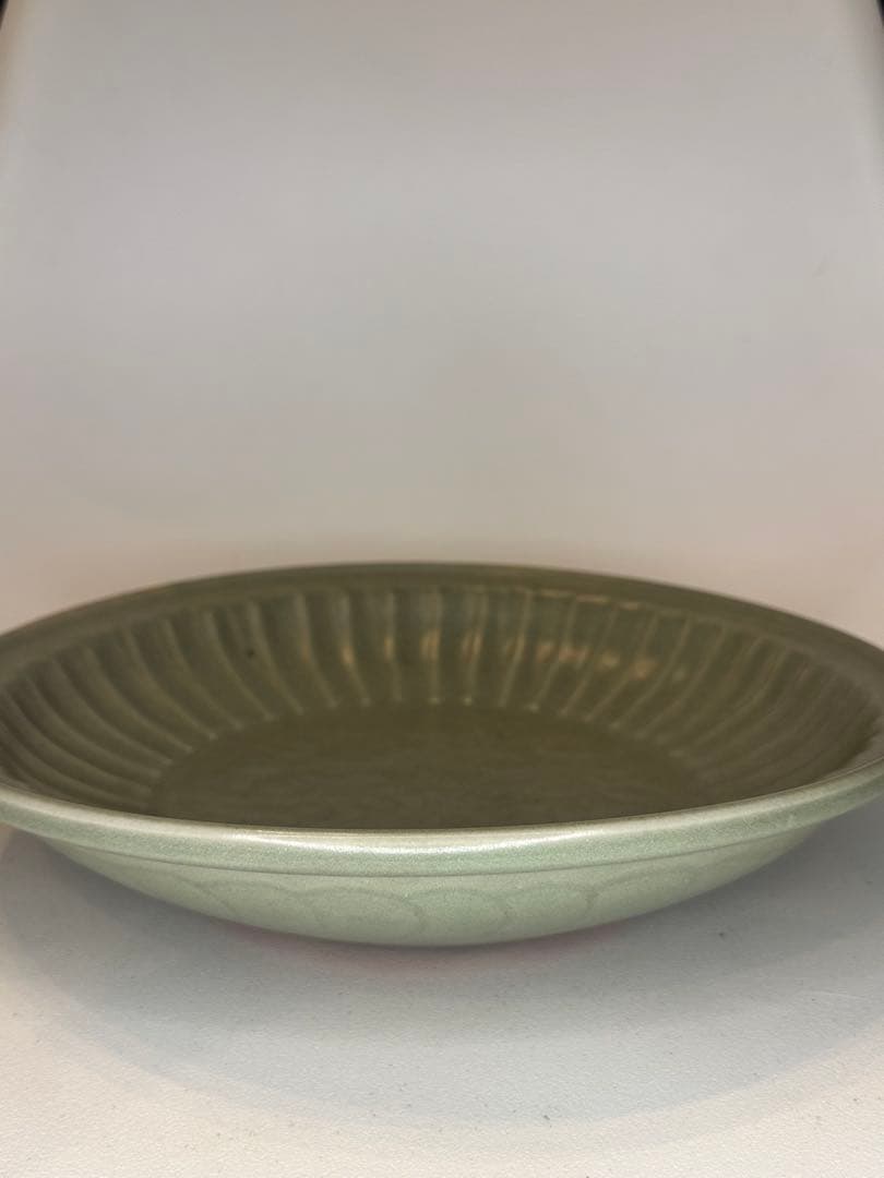 明代　龍泉窯　青磁盤