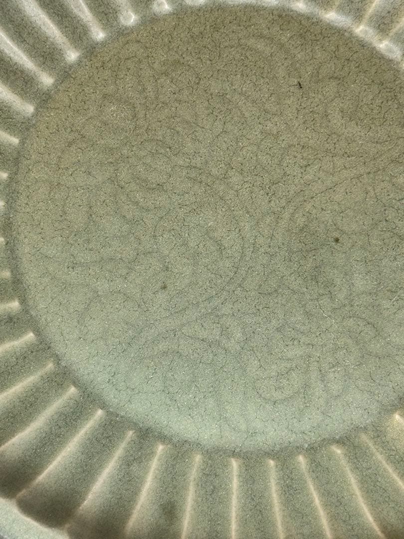 明代　龍泉窯　青磁盤